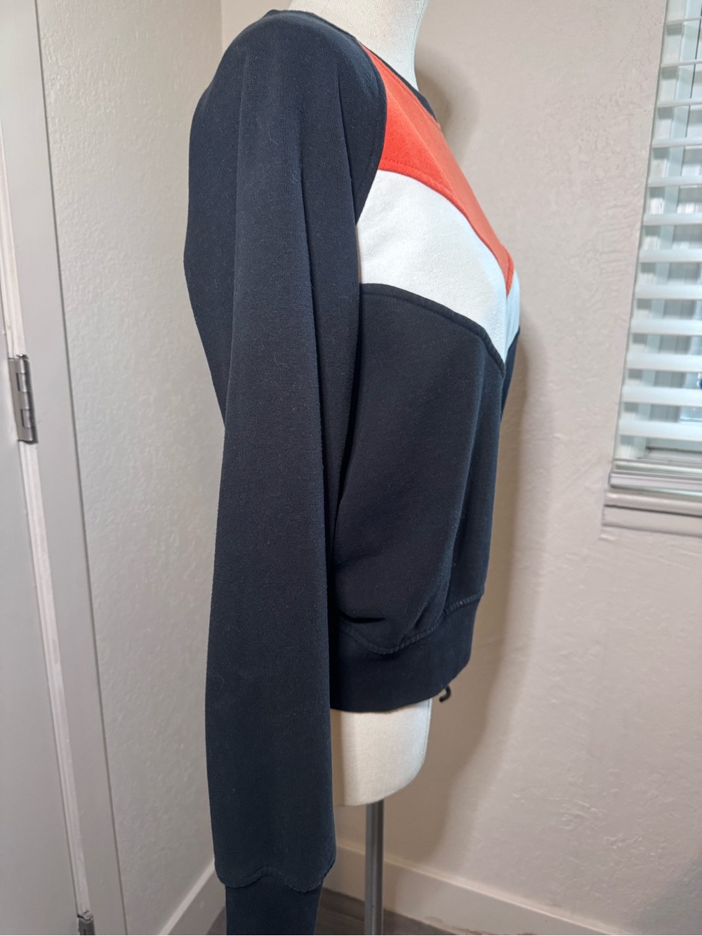 Harley-Davidson Women's Black & Orange Pullover Sweater - Picture 5 of 5